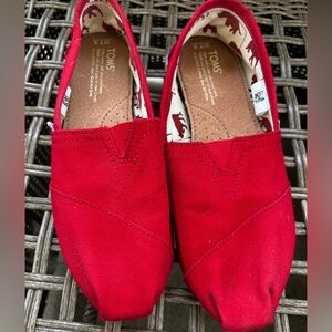 TOMS Womens Size 7.5 Red